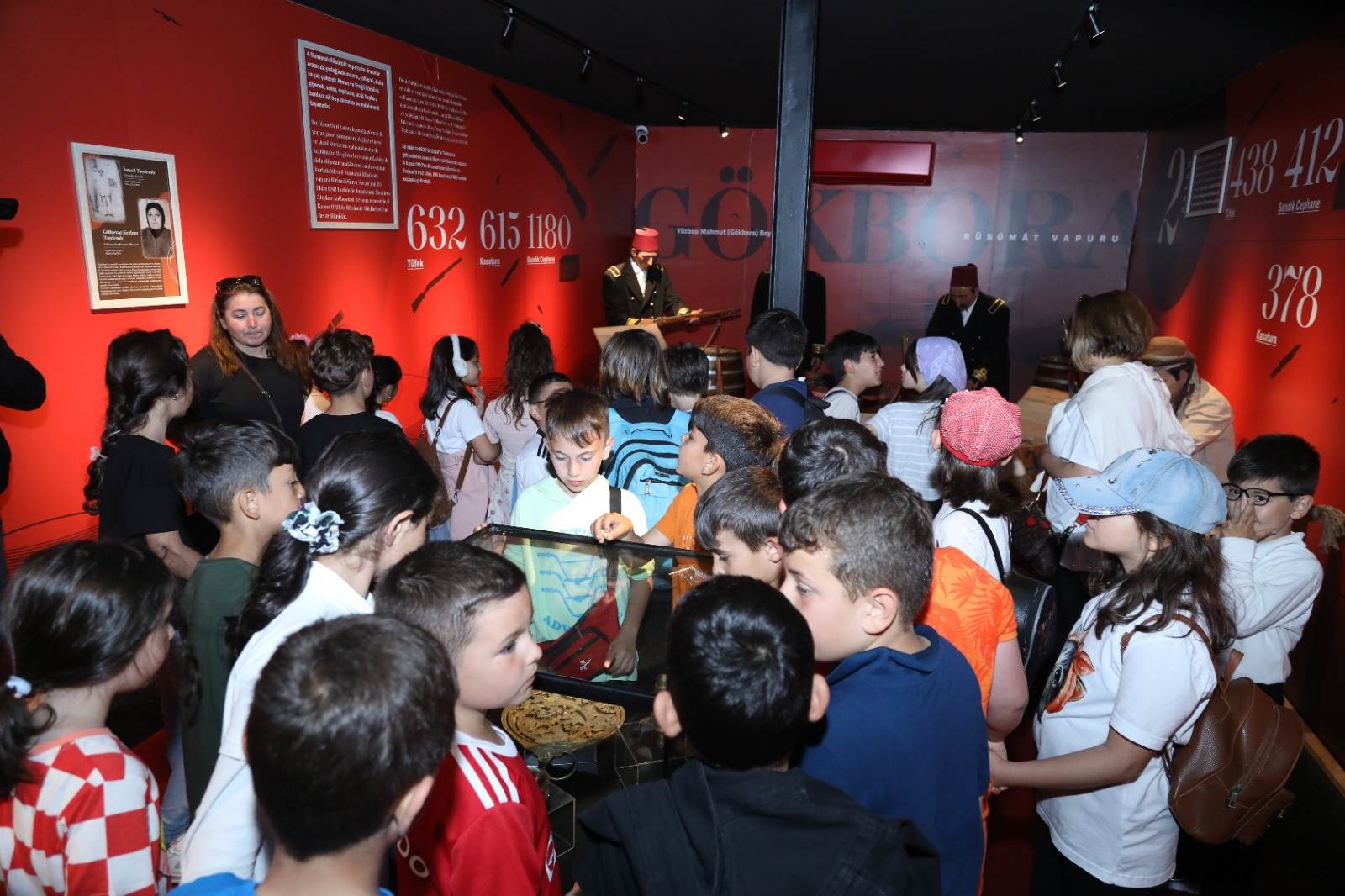 ÖĞRENCİLER TARİHİNİ YERİNDE ÖĞRENİYOR